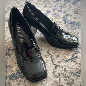 Unisa Women’s Vegan Patent Leather Look Chunky Heel Loafers